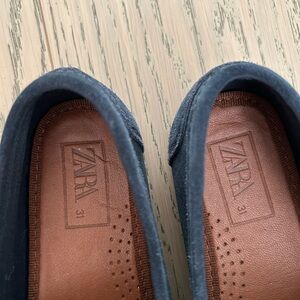 Zara suede shoes size 31 excellent condition